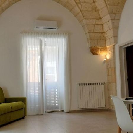 Civico 3 Apartment Brindisi Bagian luar foto