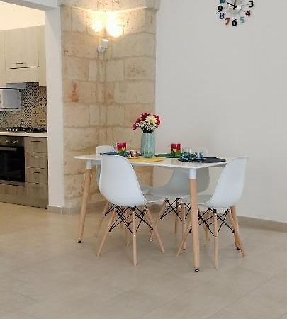 Civico 3 Apartment Brindisi Bagian luar foto