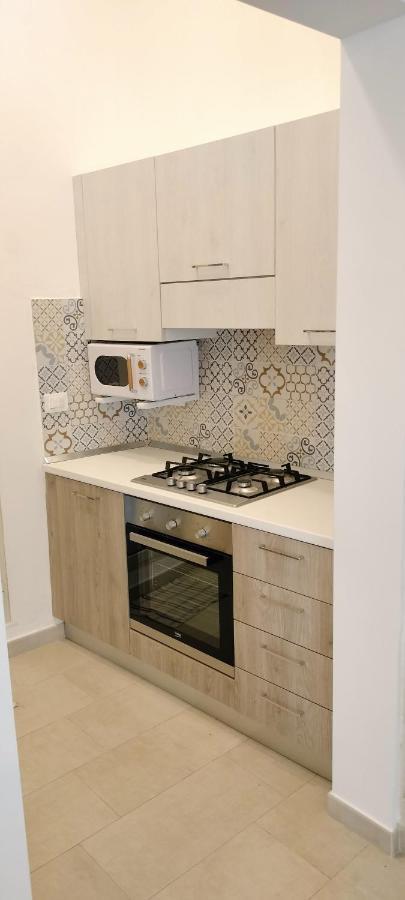 Civico 3 Apartment Brindisi Bagian luar foto