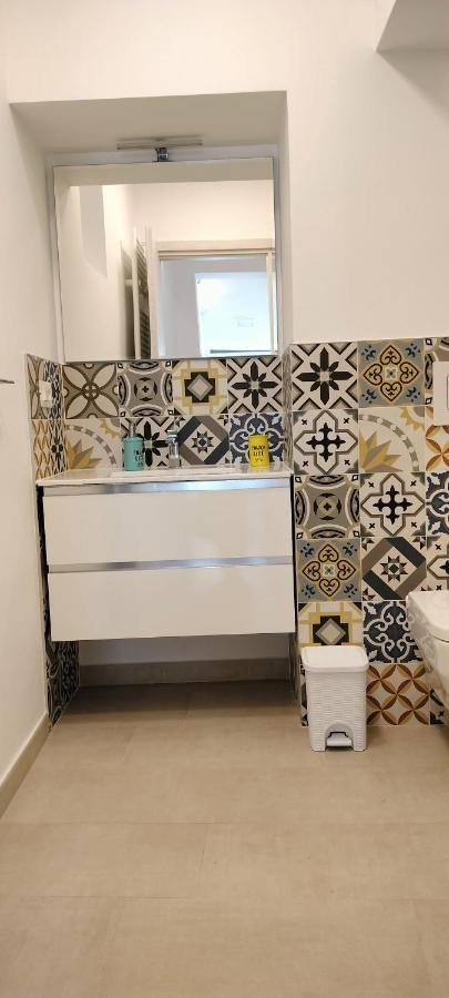 Civico 3 Apartment Brindisi Bagian luar foto