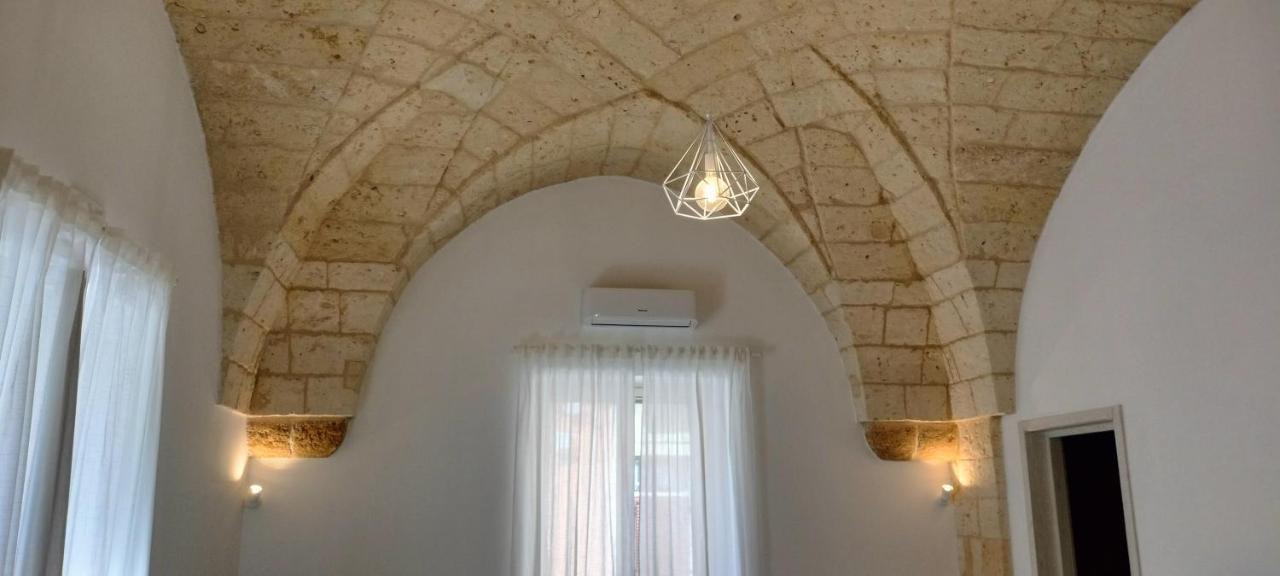 Civico 3 Apartment Brindisi Bagian luar foto