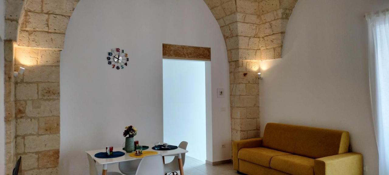 Civico 3 Apartment Brindisi Bagian luar foto